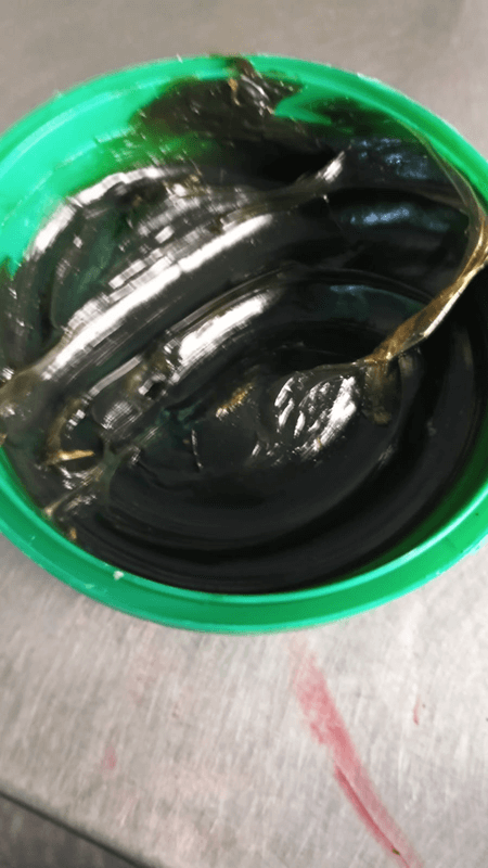 APLR Grease | Reliable Chassis Grease for Automotive & Industrial Performance - Image 2